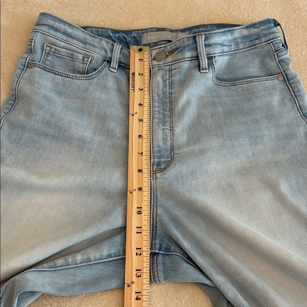 Athleta Women’s Straight Leg High Waist Light Wash Blue Jeans Size 10 - Picture 5 of 8